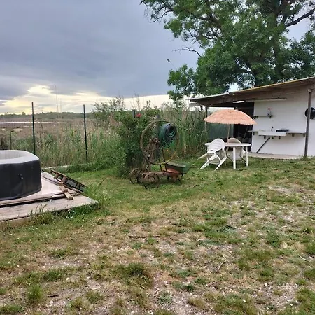 아파트 Chalet Au Bord De L'etang. 모기오