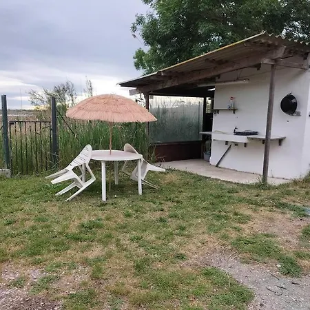 Chalet Au Bord De L'etang. 아파트